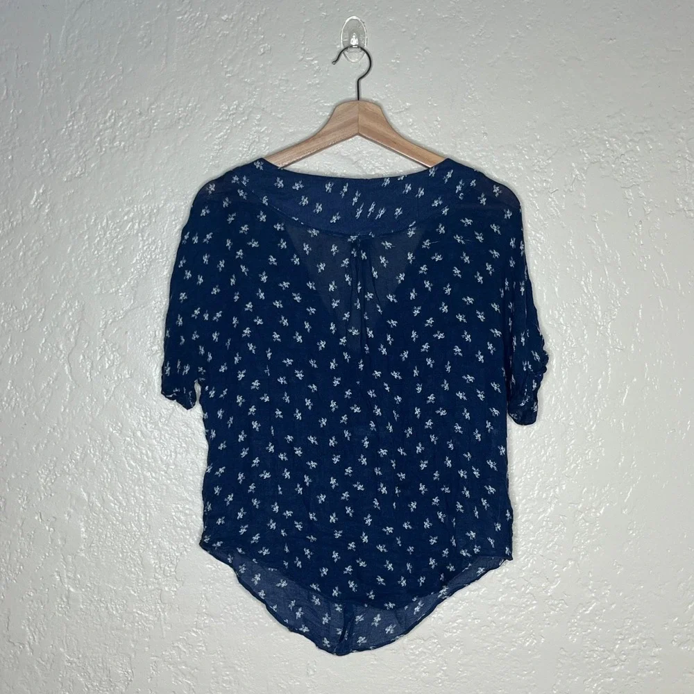 Free People Printed American Pie Top Navy Combo Floral V-Neck Blouse XS